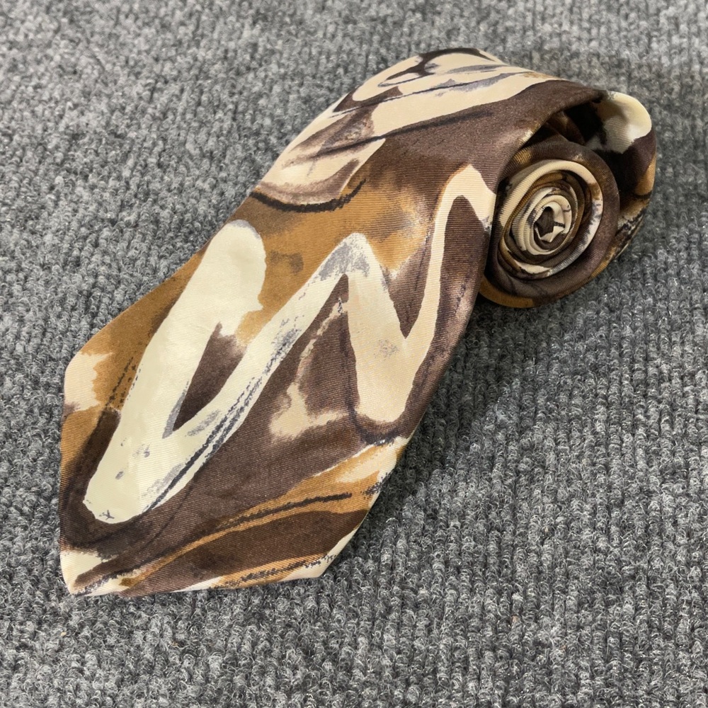 *Contissima Italy All Silk Abstract Men’s Necktie